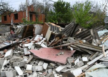 Kurtiju i Zapadu smetaju ne samo Srbi već i njihove garaže