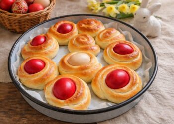 Ćajke za Veligdan: Prvi mrsni zalogaj nakon Vaskršnjeg posta