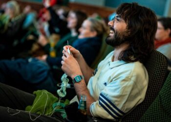 Neverovatan zaokret: Generacija Z sve češće bira hobi svojih baka