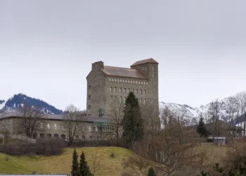 Nemačka ulaže 320 miliona evra u bivši nacistički centar i drži ga pod ključem