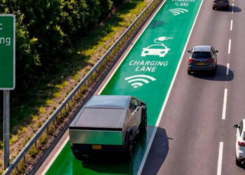 Kao telefoni na punjaču: Električni automobili pune se na „pametnom putu“