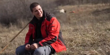 Student FTN-a (21) radi kao pastir nomad, spava u šatoru i čuva 300 ovaca na Fruškoj gori!