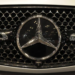 Mercedes-Benz opoziva preko 200.000 vozila: Problem sa pogonom ugrožava bezbednost
