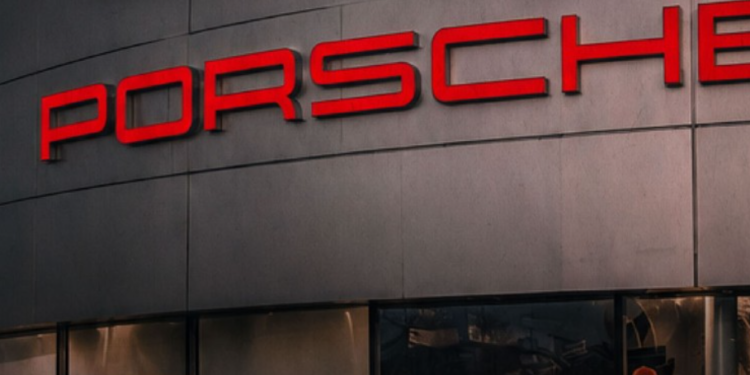 Porsche gasi pogone: Auto-gigant seče 500 radnih mesta u očajničkom zaokretu