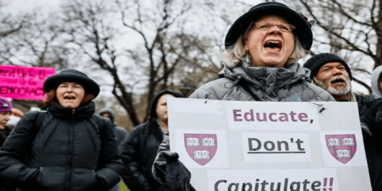 Američki univerziteti pod udarom kritika: Tramp krenuo u obračun sa „woke“ ideologijom