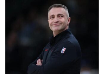 Srpski trener osvaja NBA i srca: Darko Rajaković pretvara asistencije u pomoć deci!