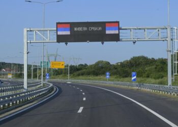 Predsednik Srbije prisustvuje potpisivanju dokumenata o izgradnji puta „Vožd Karađorđe”