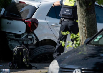 Tragedija u Nemačkoj: Žena utom uletela u grupu školaraca, poginulo dvoje dece