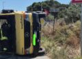 Italija: Prevrnuo se autobus pun đaka, dvoje dece teško povređeno