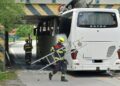 Češka: Autobus se zaglavio pod nadvožnjakom – Šest putnika povređeno