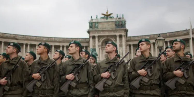Austrija želi zaštitu, ali ne i odgovornost: Građani očekuju pomoć Evrope dok odbacuju ulaganja u odbranu