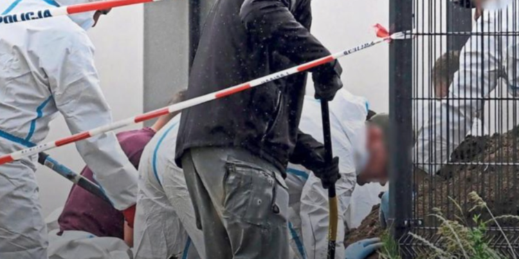 Šok u Poljskoj: Posle prodaje kuće pronađena 32 fetusa zakopana ispod prilaza