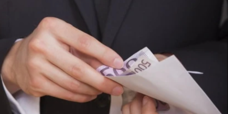 Korupcija u Beču: Zamka sa kovertom