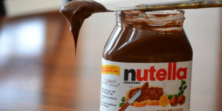 Ferrero povlači Nutellu iz prodaje u Austriji: Metalni delovi u čokoladnom namazu