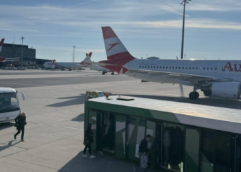 Austrijski avioni ostaju bez goriva do kraja godine: Ministar upozorava na krizu