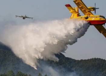 Požari bukte u Grčkoj: Naređena hitna evakuacija stanovnika