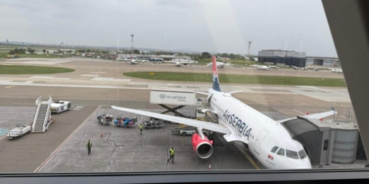 Air Serbia dominira regionom: Avio-saobraćaj ka Crnoj Gori dostigao nove rekorde