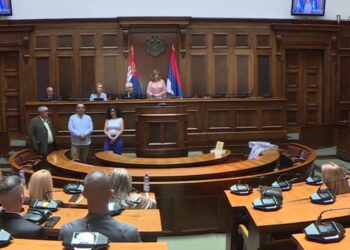 Najtalentovaniji srednjoškolci Srbije nagrađeni diplomama u Narodnoj skupštini