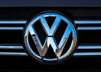 ,,Volkswagen“ planira da otpusti čak 100.000 radnika: Najveći rezovi u istoriji kompanije!
