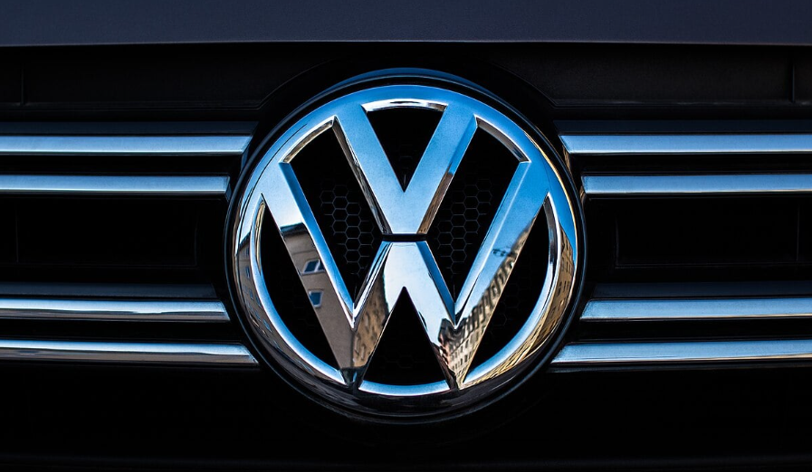 ,,Volkswagen“ planira da otpusti čak 100.000 radnika: Najveći rezovi u istoriji kompanije!