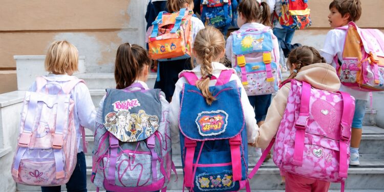 Subotica nastavlja podršku porodicama: Besplatni vrtići i stipendije