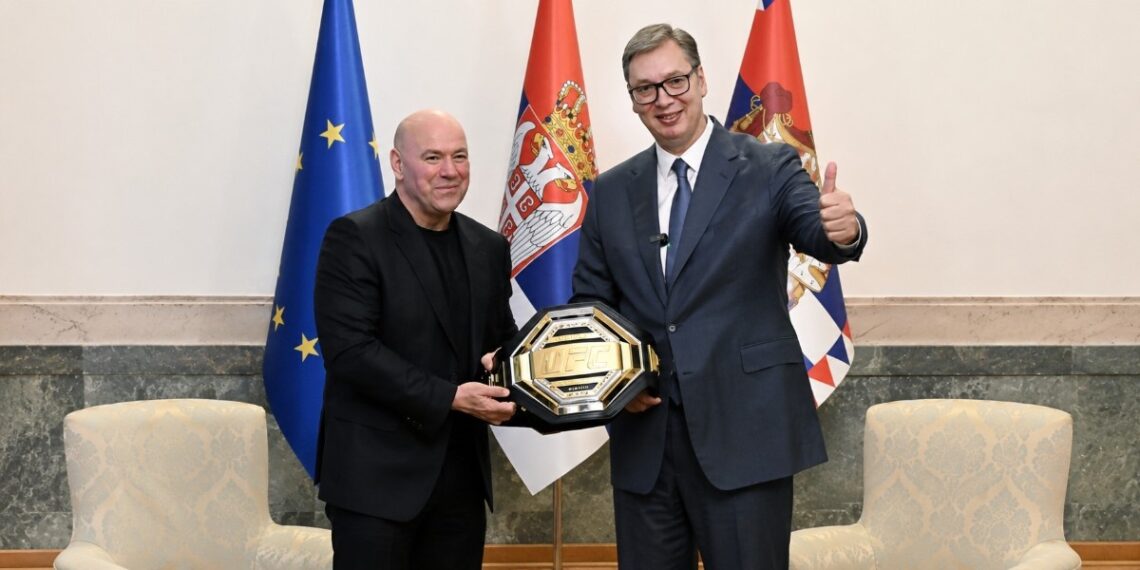 Predsednik Vučić dočekao Dejnu Vajta pred UFC „Fight Night“ u Srbiji