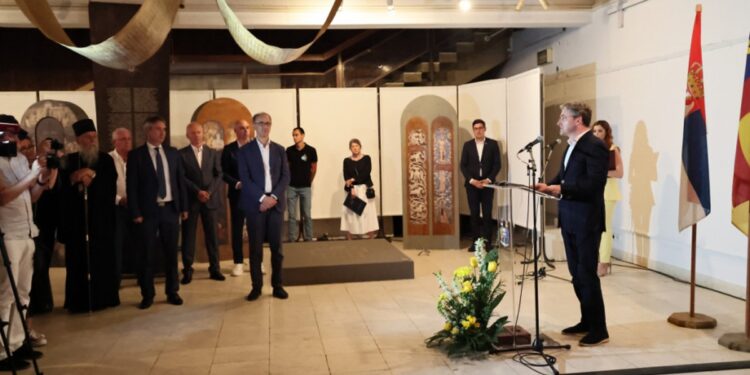 Svedočanstvo o ugroženim svetinjama Kosmeta pred posetiocima u Vranju