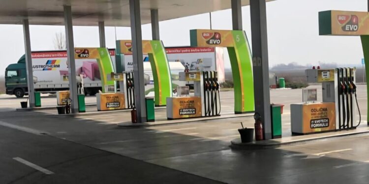 Država povukla novi potez: Akcize na gorivo manje 20%