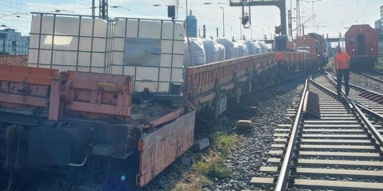 Građevinski voz iskočio iz šina u Minhenu: Pola miliona evra štete