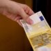 Da li proizvodnja 200 evra košta 238,64: Viralna tvrdnja zbunila Nemce
