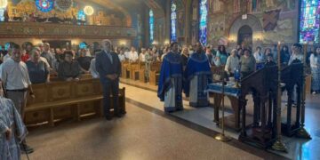 Parastos za Ratka Mladića u Čikagu: Srpska zajednica se okupila u Crkvi Vaskrsenja Hristovog