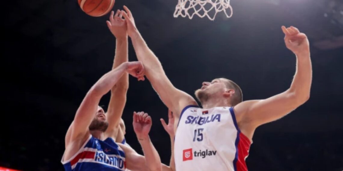 Srbija ubedljiva protiv Islanda na startu druge faze kvalifikacija