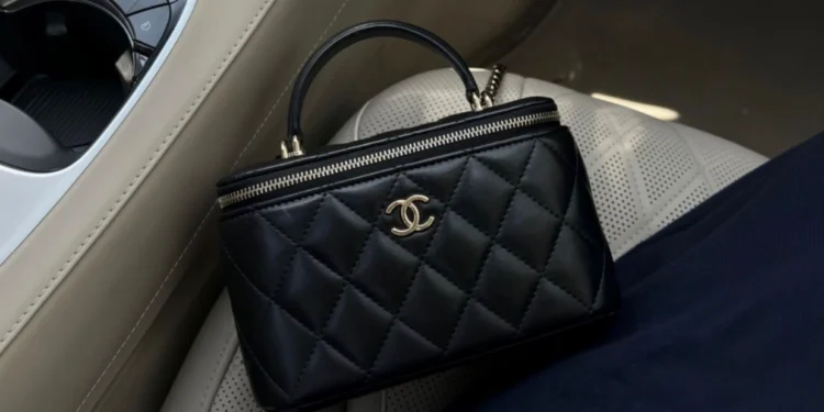 Od putnog nesesera do Chanel hita: Kako je nastala kultna torba