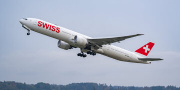 Hemijski miris u avionu iz Čikaga: Putnicima pozlilo iznad Atlantika