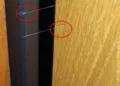 Primetili ste tanku nit na vratima? Možda vas nadziru provalnici