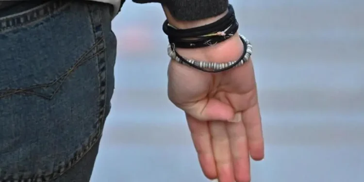 SOS znak rukom spasao devojčicu u Rimu od pokušaja seksualnog napada