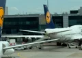 Lufthansa pod udarom: Kerozin i štrajkovi napravili gubitak od 900 miliona evra