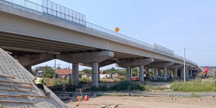 Otvoren ključni most koji spaja Dunavski koridor sa auto-putem E-75