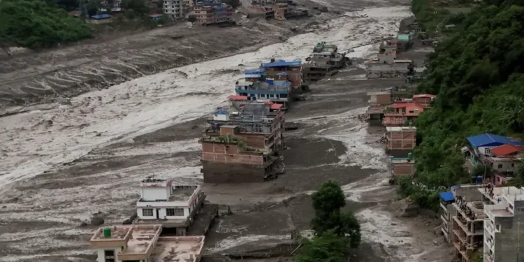 Nepal: Najmanje 95 ljudi stradalo u razornoj bujici, za 402 osobe se i dalje traga