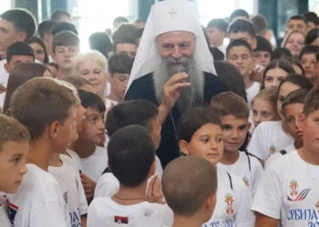 Učesnici kampa „Srbija te zove“ kod patrijarha Porfirija: „Hram Svetog Save je kuća svih Srba“