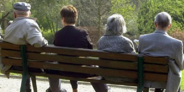 Oglasio se Fond PIO: Otkriven termin isplate pomoći penzionerima