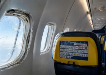 Srbin koji je zamalo ispao iz aviona na 4.500 metara sprema višemilionsku tužbu