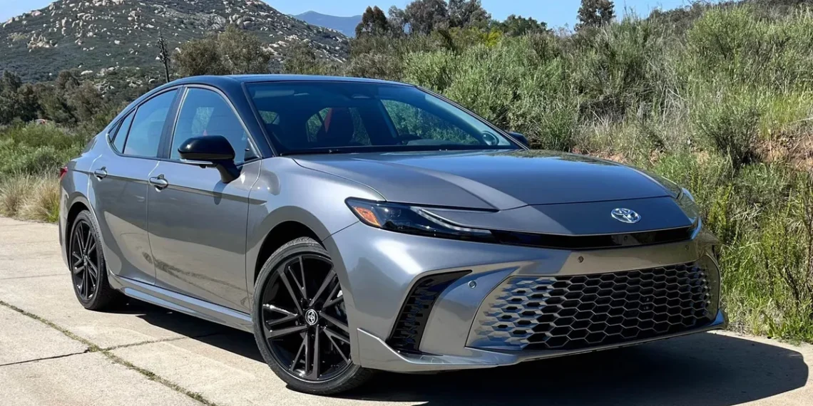 Toyota povlači preko pola miliona vozila: Softverski kvar povećava rizik od udesa