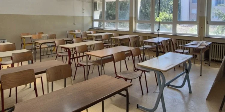 Škole na Čukarici spremne za đake: Obnovljene sale, učionice i fasade