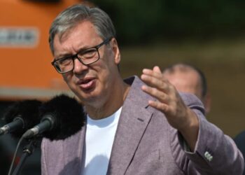 Predsednik Vučić: „Vožd Karađorđe“ spaja Beograd i Aranđelovac za 45 minuta