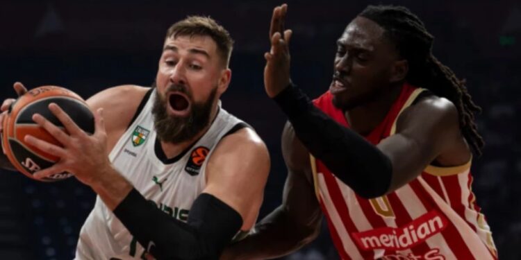 Žalgiris slavio u Areni, Zvezda bez pobede na startu Evrolige