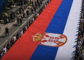 Revolucija bez ideje, ali sa fabrikom straha: Kako su blokaderi pokušali da podele Srbiju