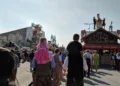 Posetioci Oktoberfesta u Minhenu