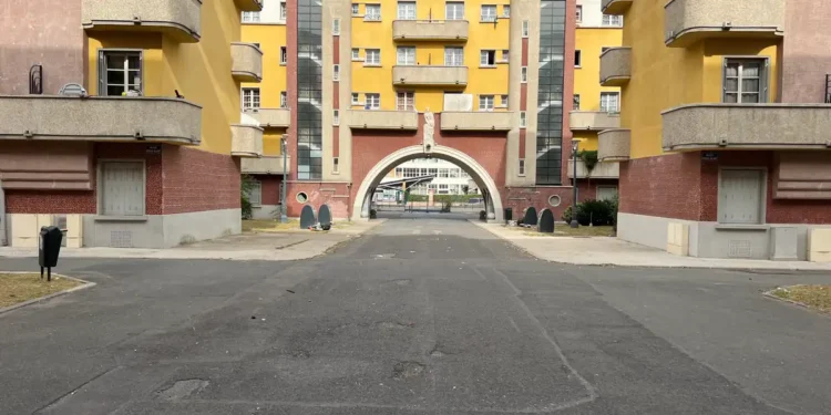 Stambeni kompleks u Francuskoj