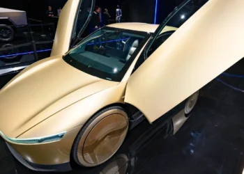 Taksi bez volana Ilona Maska već pod istragom: Amerika proverava „Cybercab”